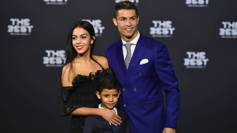 LeBron James 2.0? The plan for Cristiano Ronaldo to play with his son next season