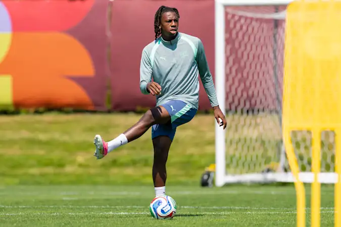 Newcastle target major midfield reinforcements