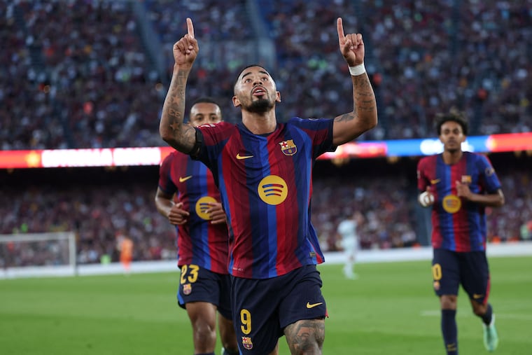 Barcelona shatter century long record
