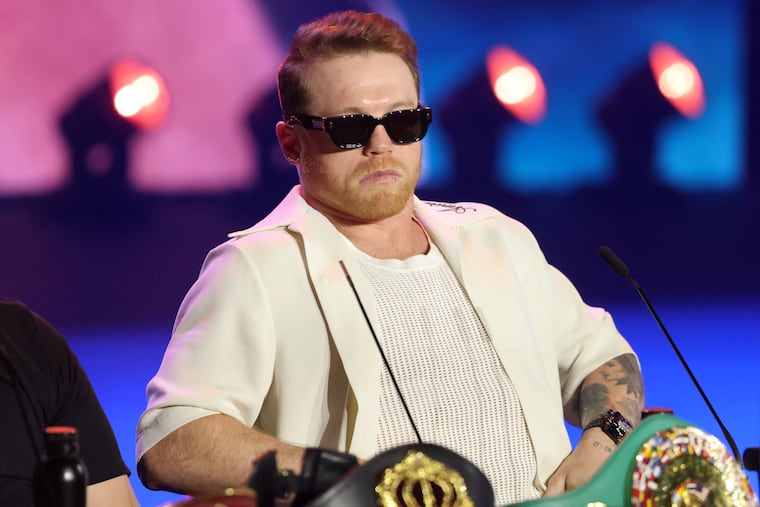 Canelo Álvarez preparing for the WBC super middleweight title fight