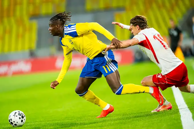 Crystal Palace miss out on Alieu Njie